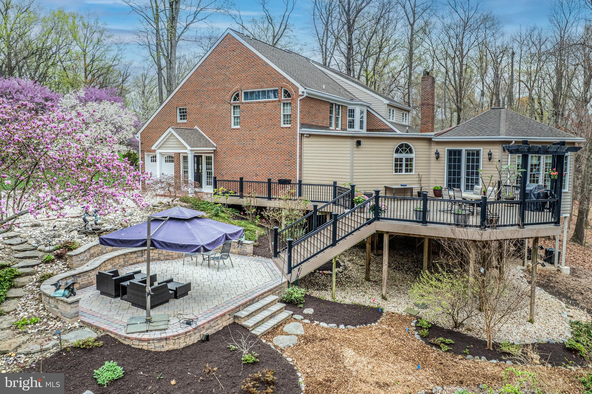 MEADOWOOD - Residential