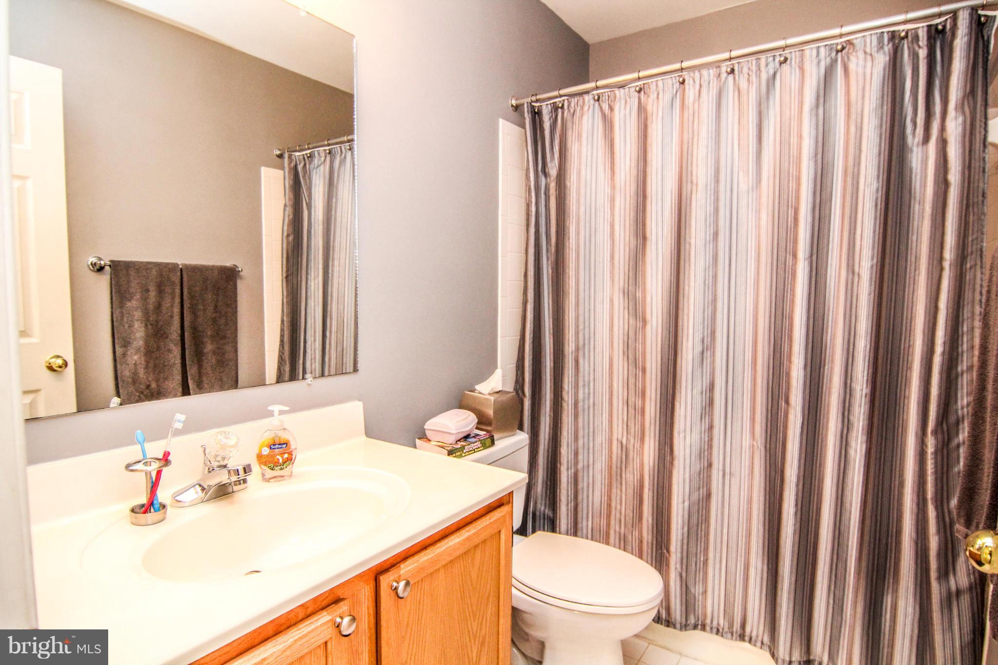 POTOMAC LAKES - Residential