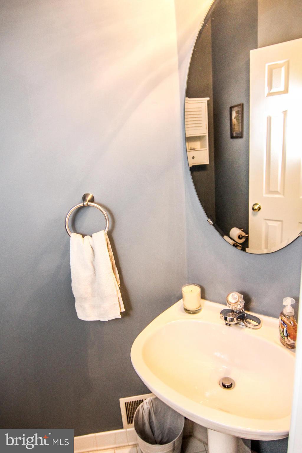 POTOMAC LAKES - Residential