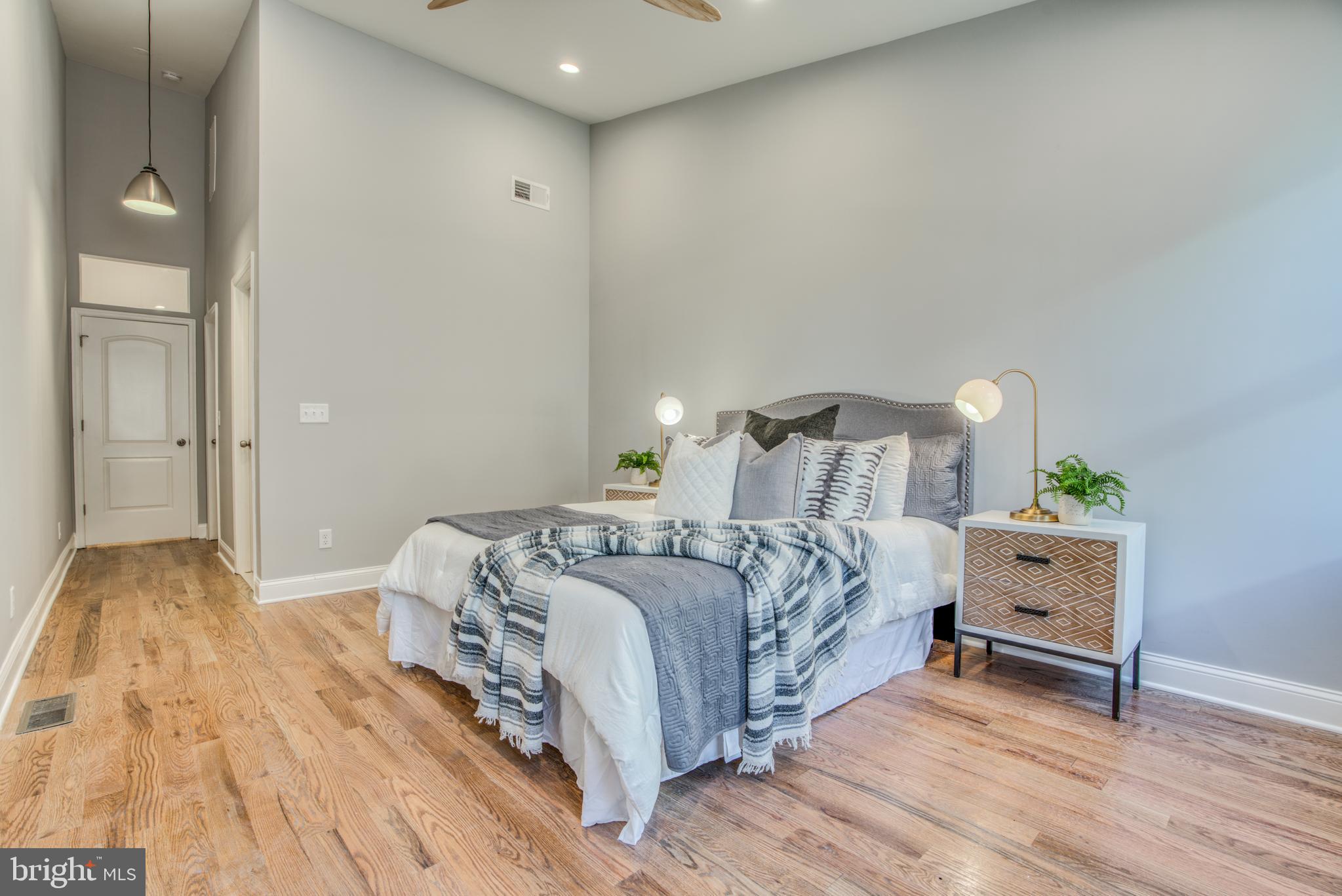 BUTCHER'S HILL - Residential