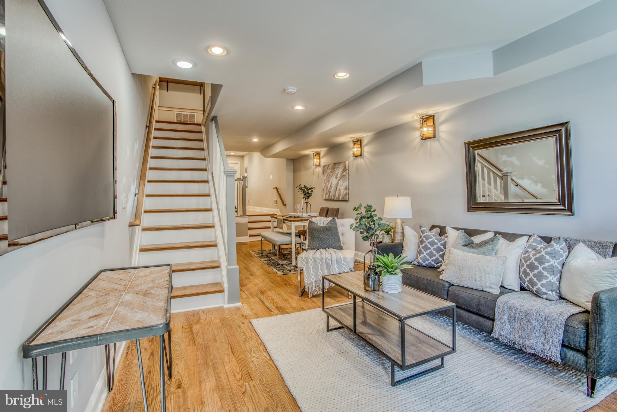 BUTCHER'S HILL - Residential