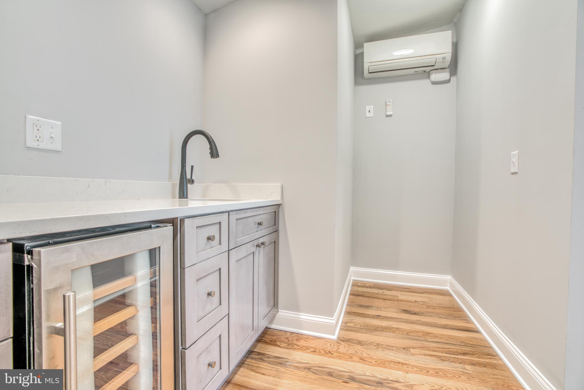 BUTCHER'S HILL - Residential