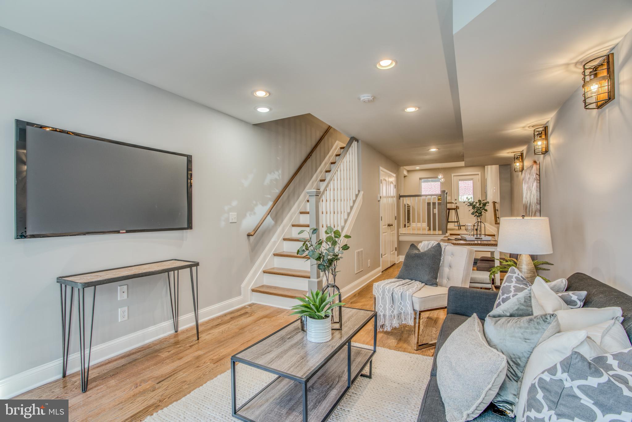 BUTCHER'S HILL - Residential