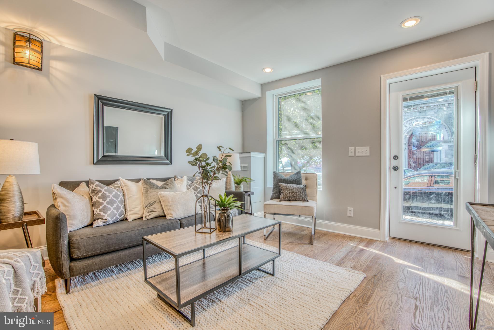 BUTCHER'S HILL - Residential