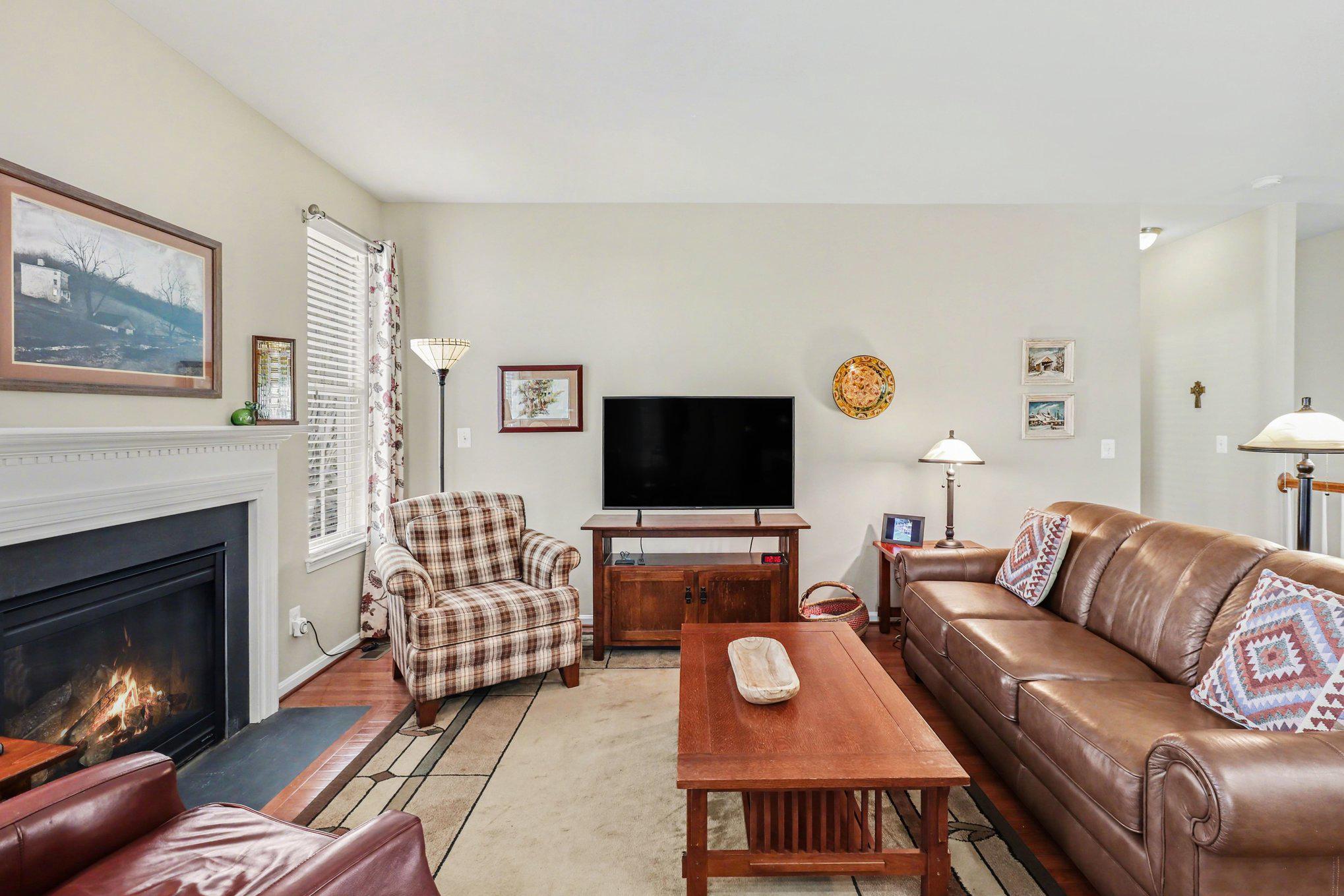 LEELAND STATION - Residential