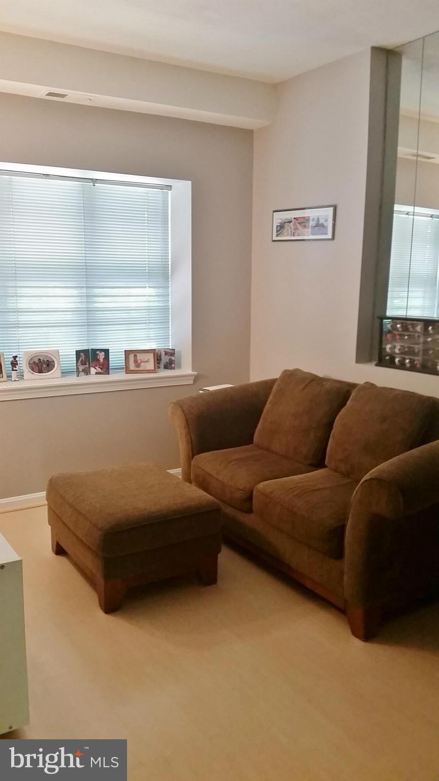 LAKESHORE - Residential Lease