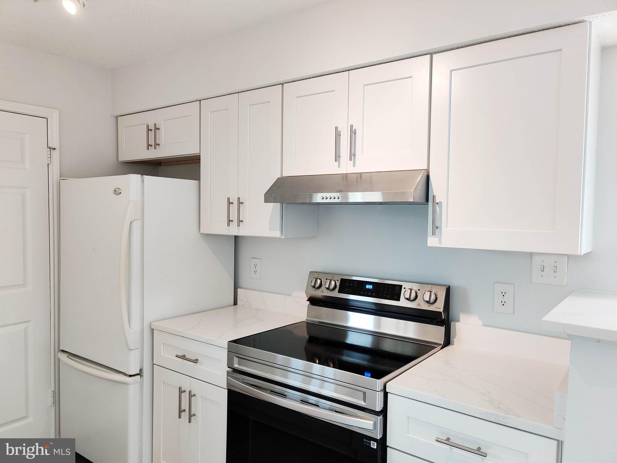 1504 LINCOLN WAY 305
