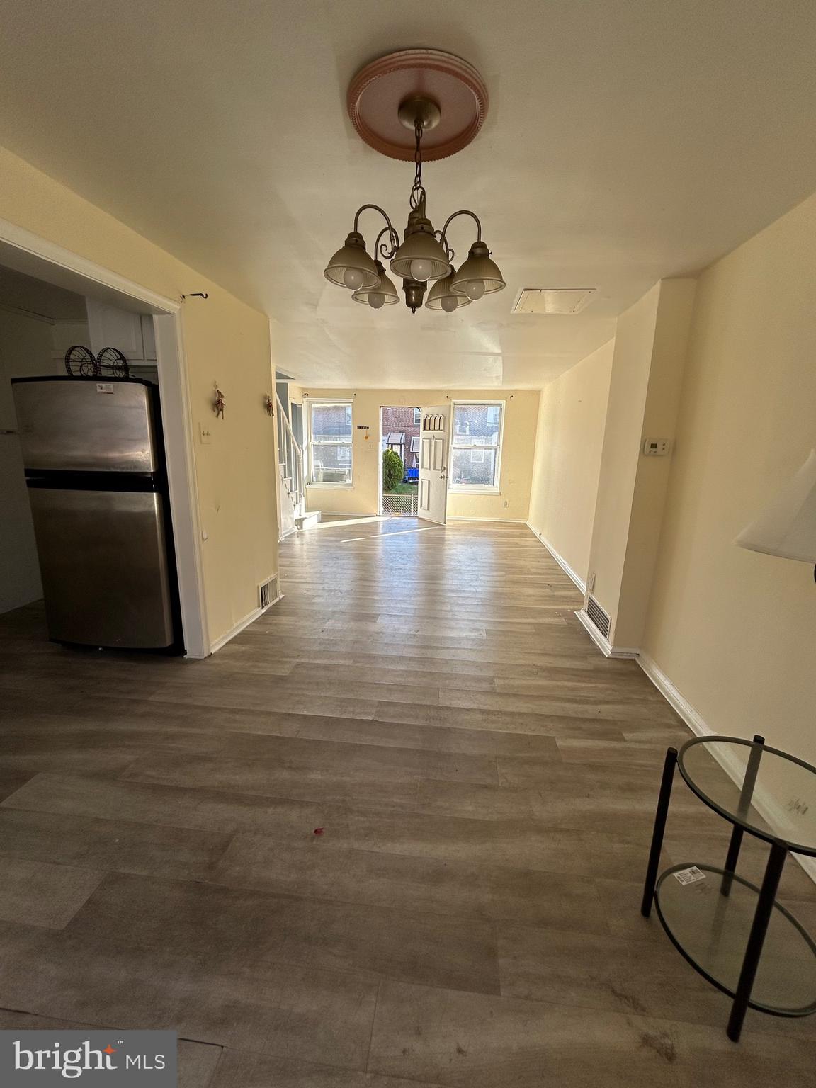 LAWNCREST - Residential