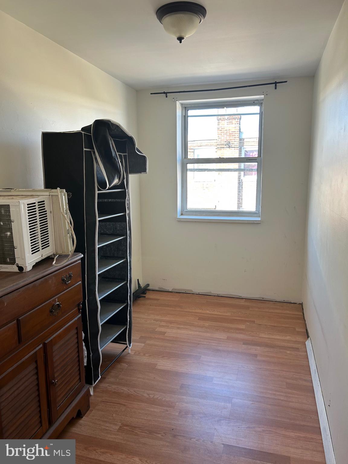 LAWNCREST - Residential