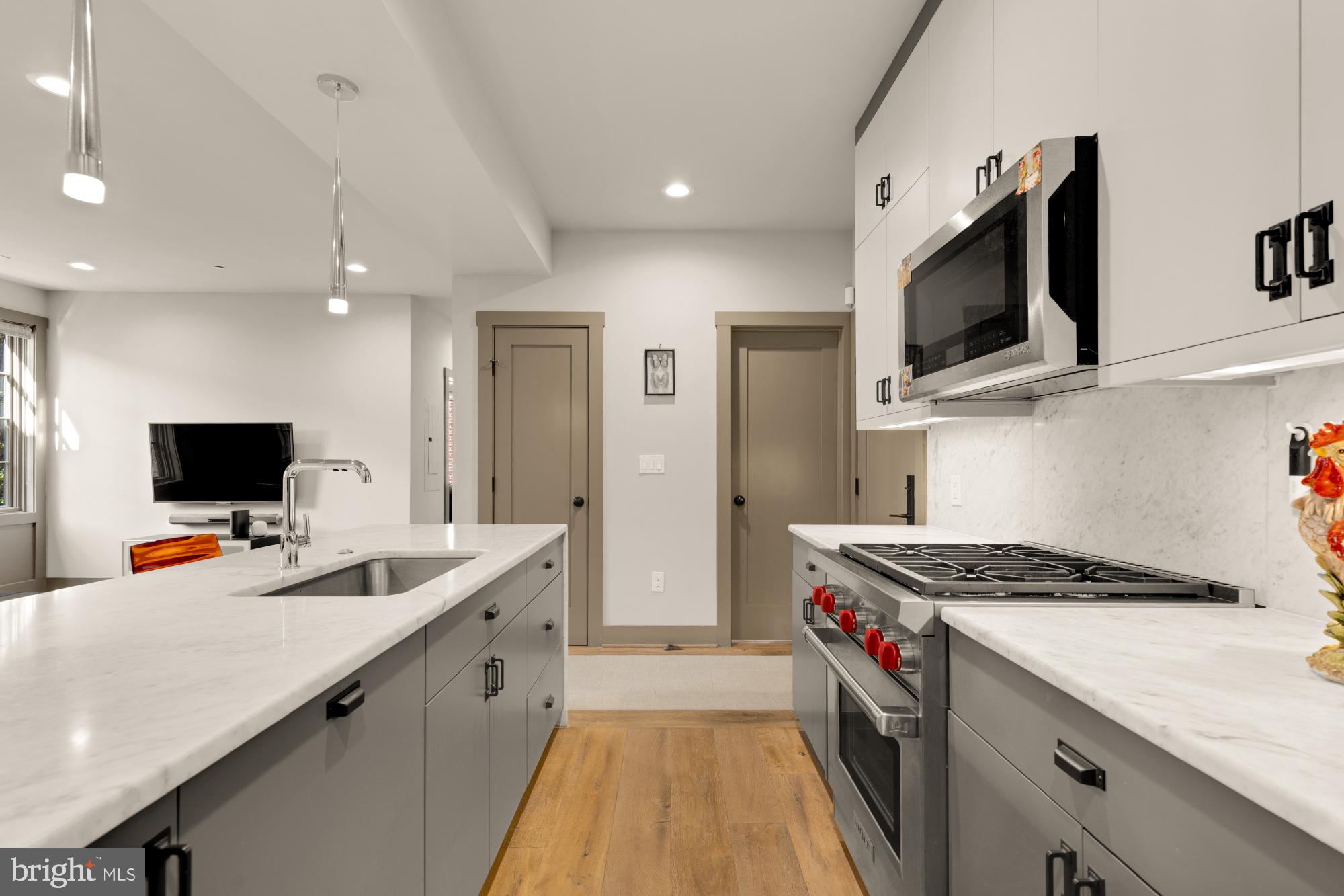 3220 GRACE STREET NW 5