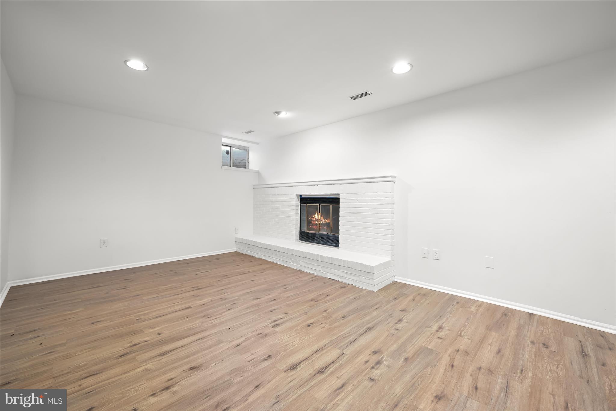 VILLAGE OF KINGS CONTRIVANCE - Residential