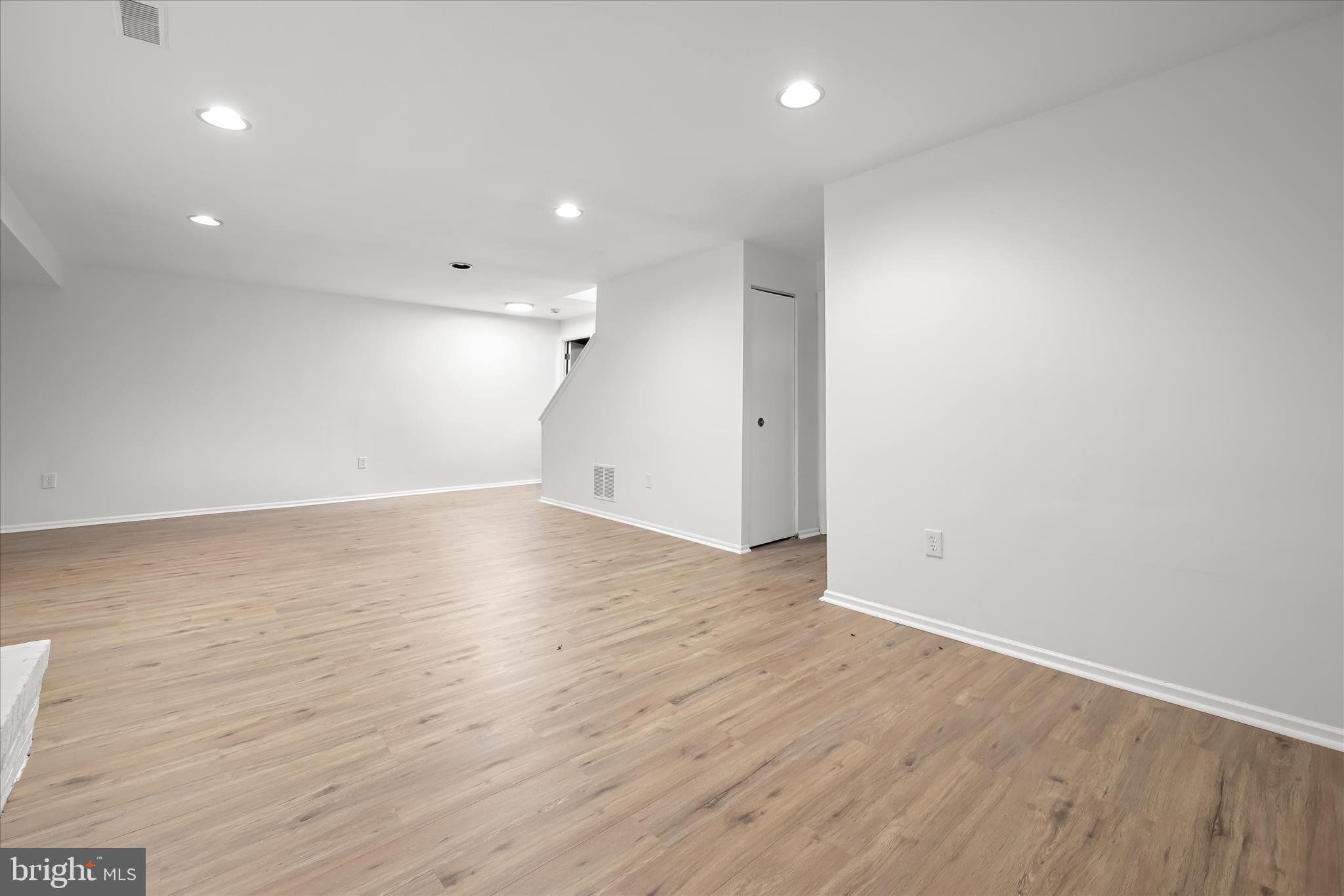 VILLAGE OF KINGS CONTRIVANCE - Residential