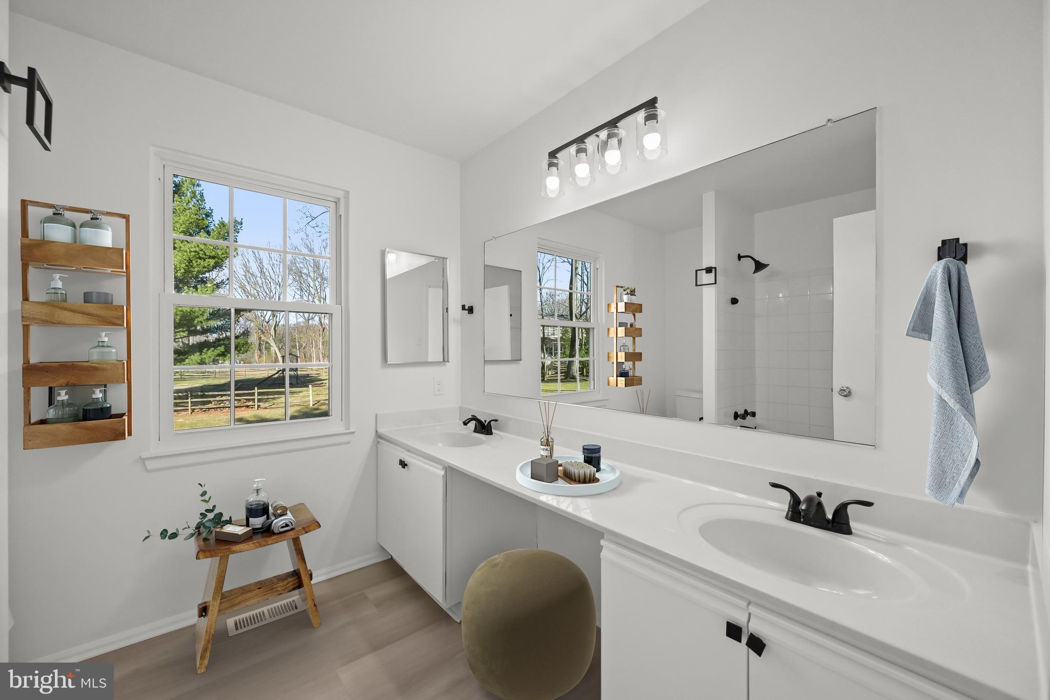 VILLAGE OF KINGS CONTRIVANCE - Residential