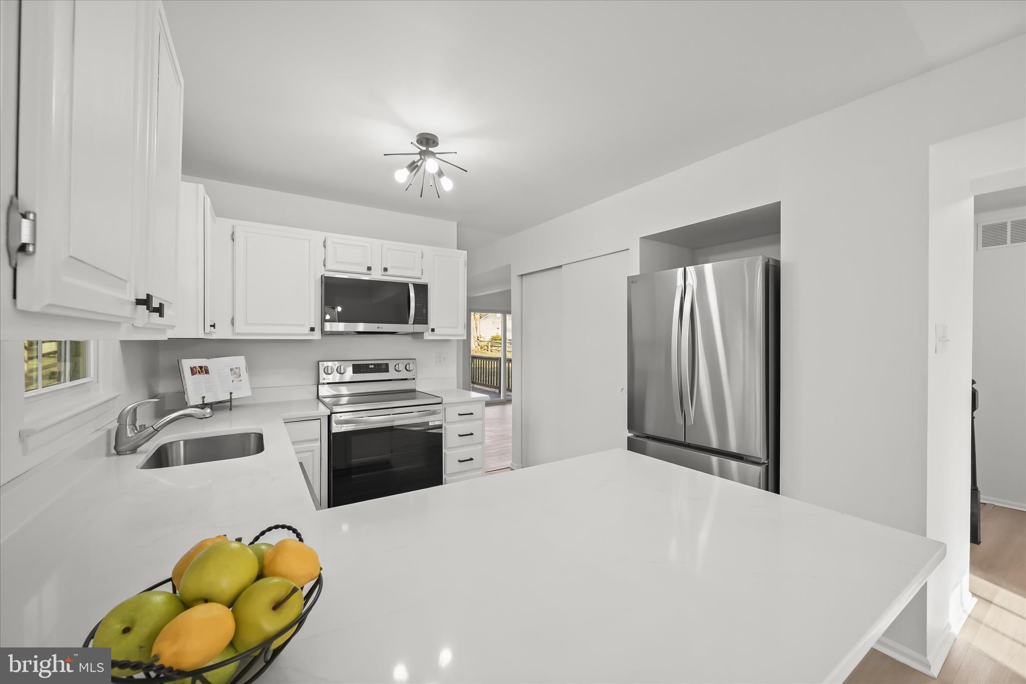 VILLAGE OF KINGS CONTRIVANCE - Residential