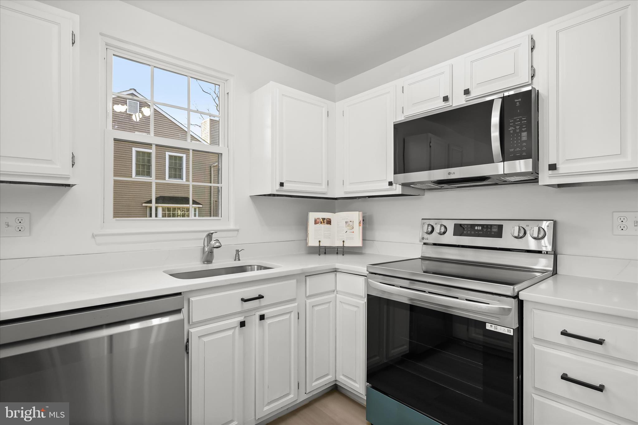 VILLAGE OF KINGS CONTRIVANCE - Residential