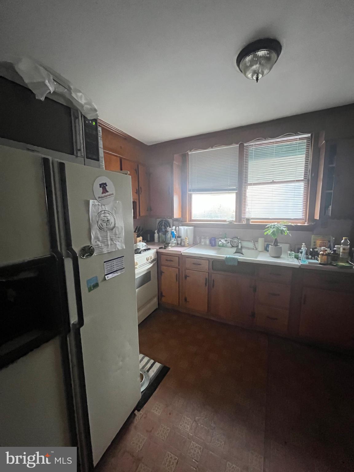 1224 N ST BERNARD STREET