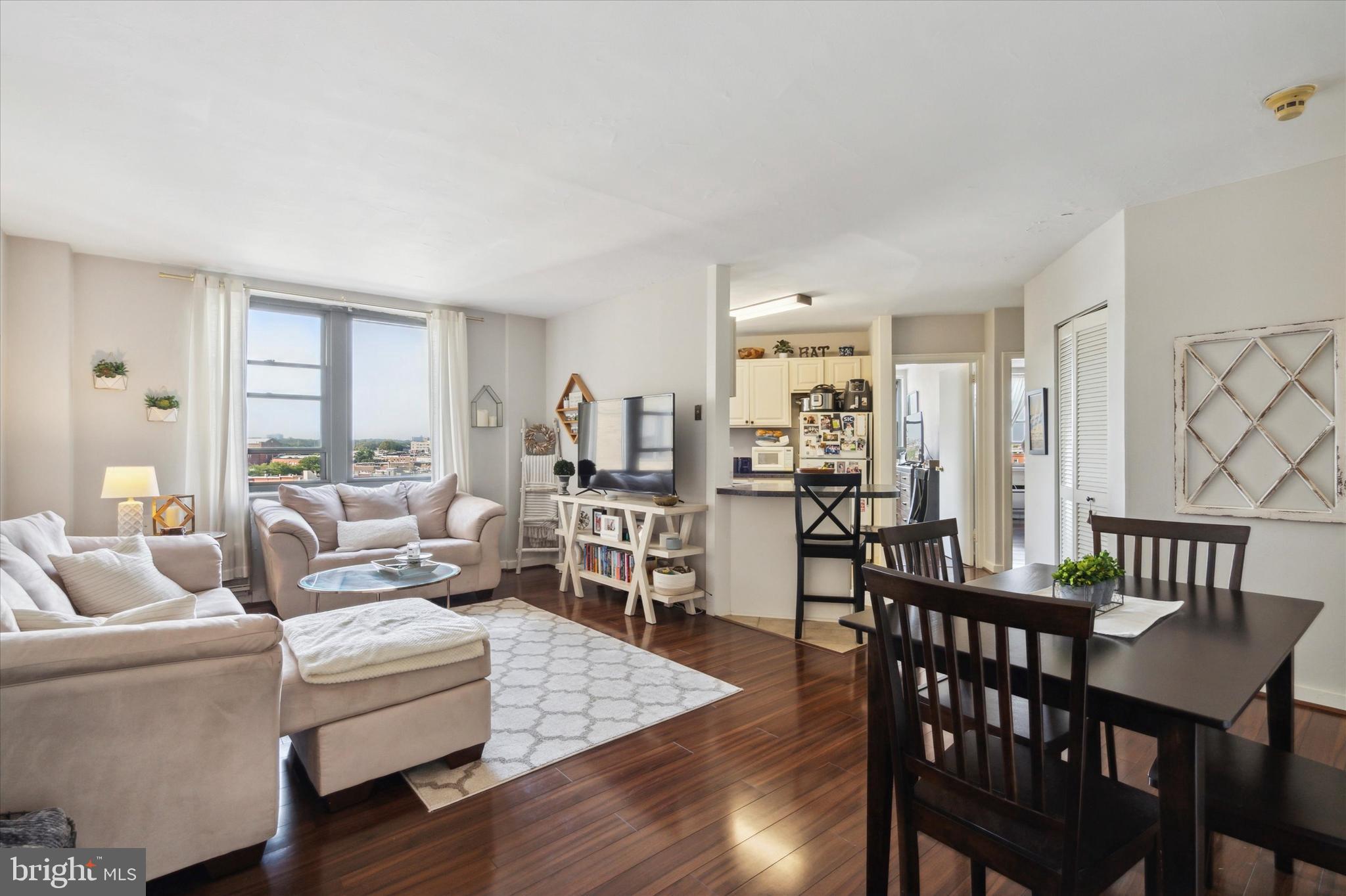 ART MUSEUM AREA - Residential Lease