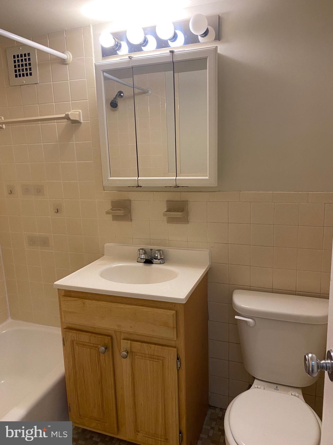 PARK PLACE - Residential Lease