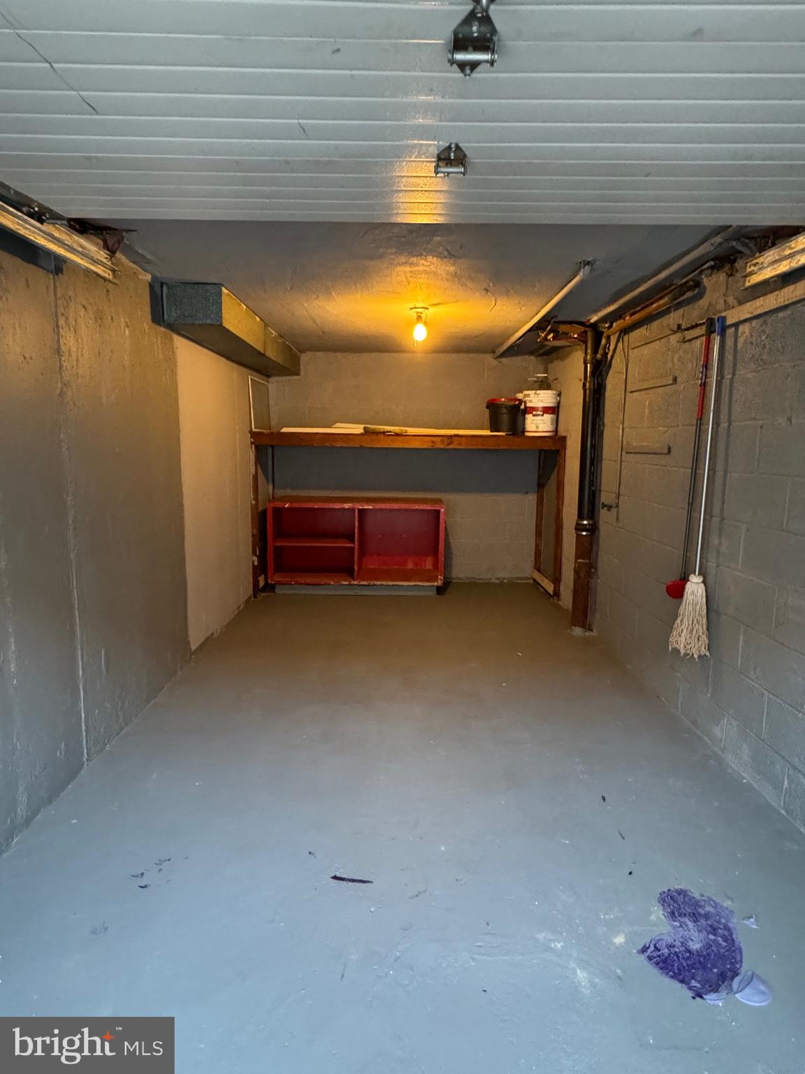 CRESCENTVILLE - Residential