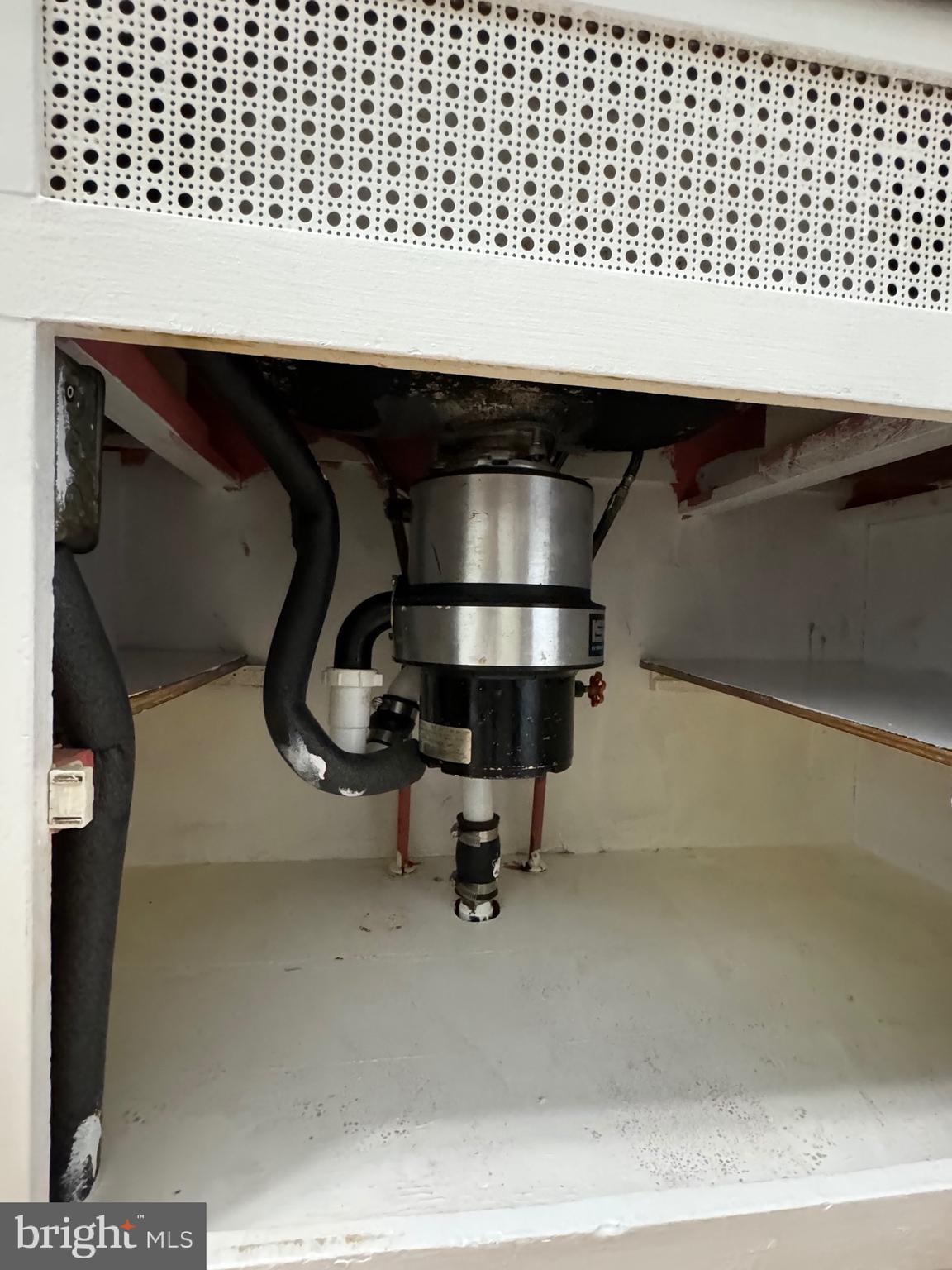 CRESCENTVILLE - Residential