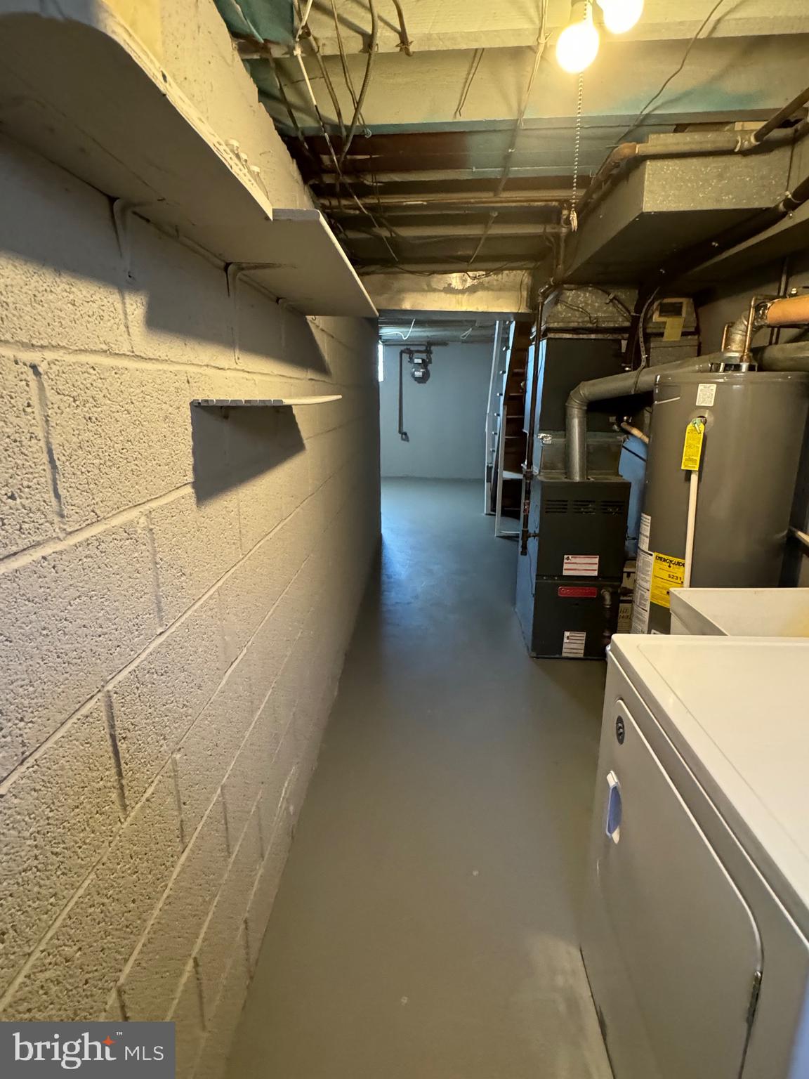 CRESCENTVILLE - Residential