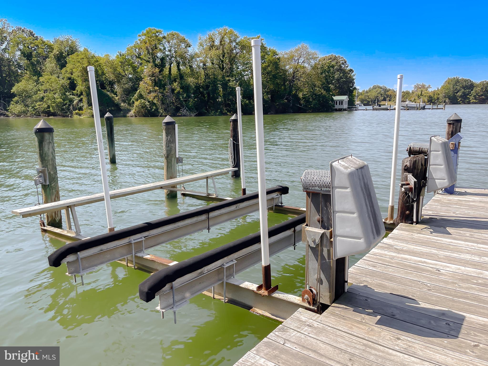 DRUM POINT - Residential