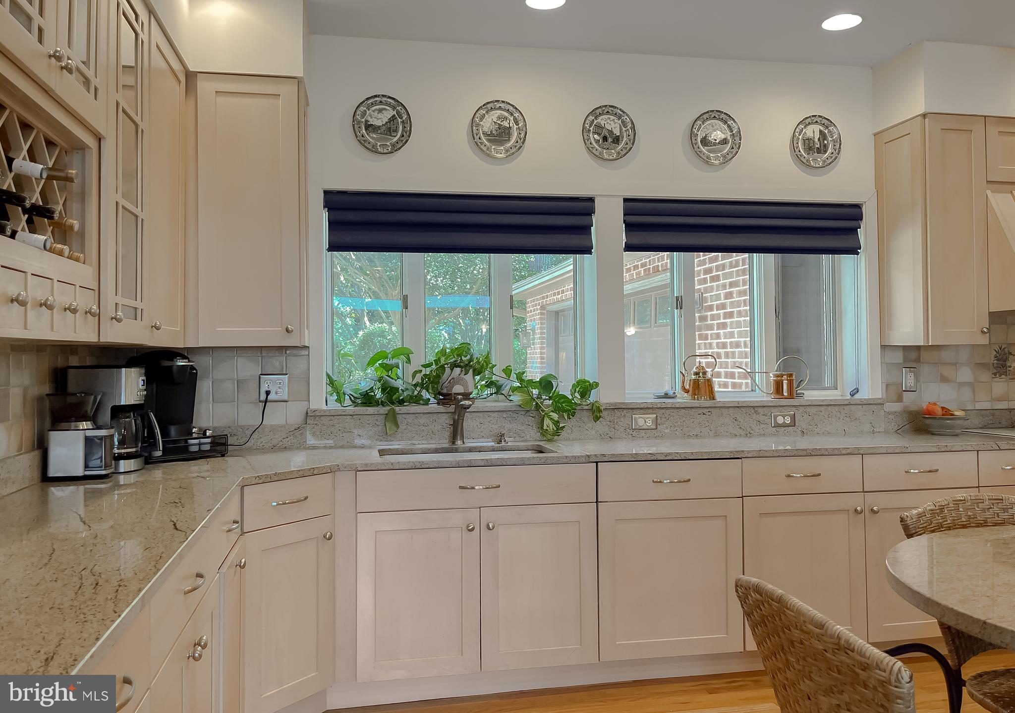 DRUM POINT - Residential