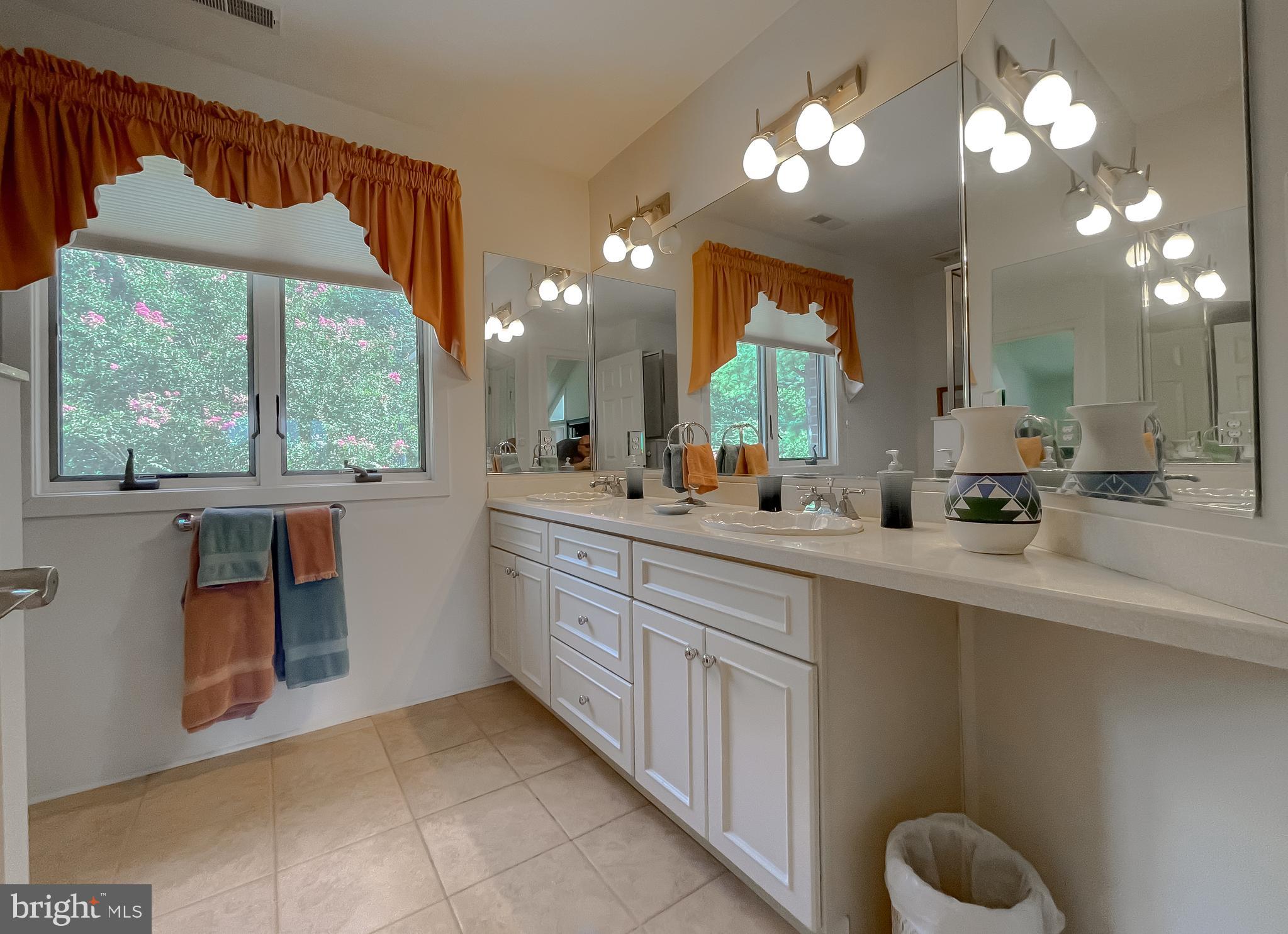 DRUM POINT - Residential