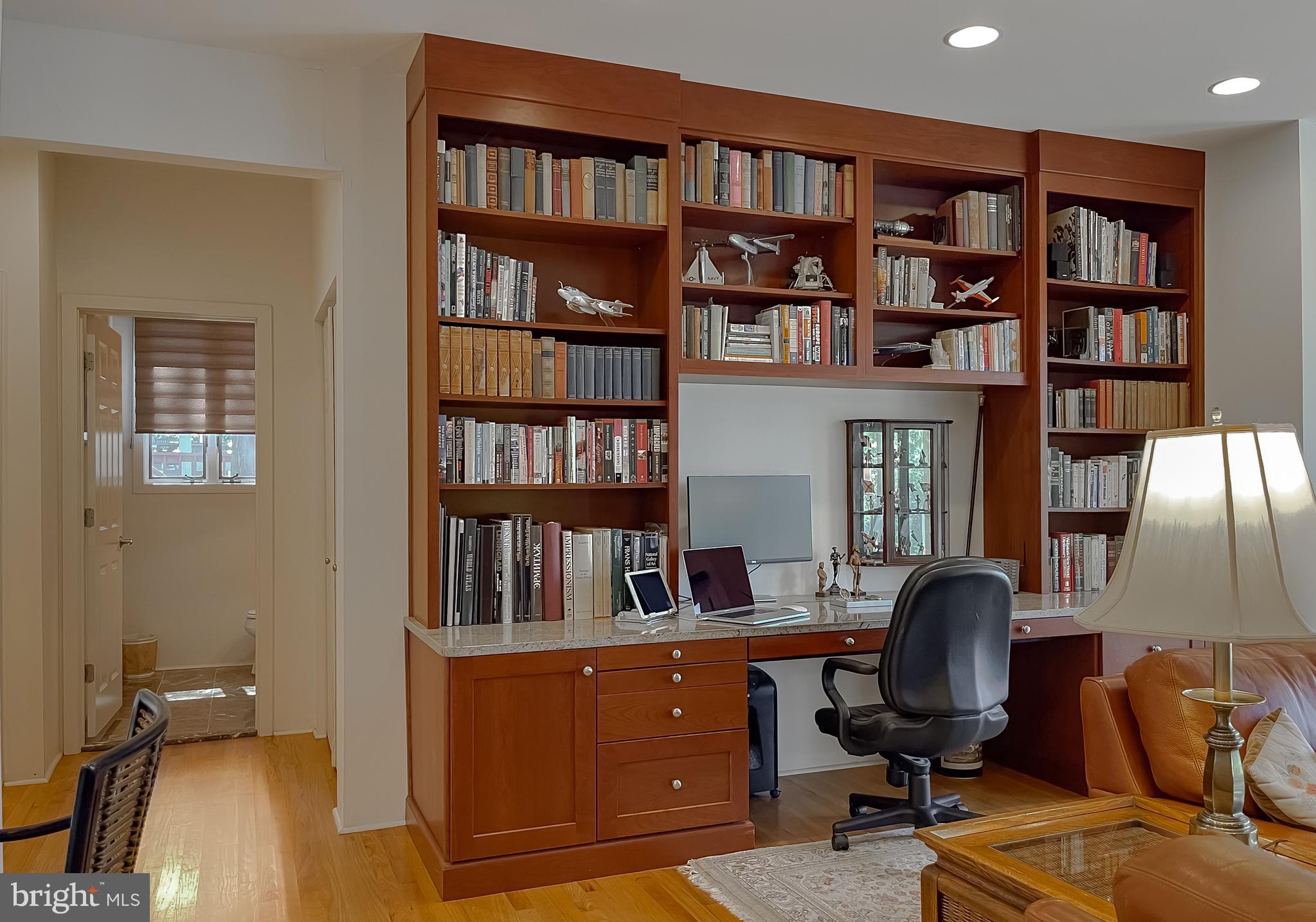 DRUM POINT - Residential