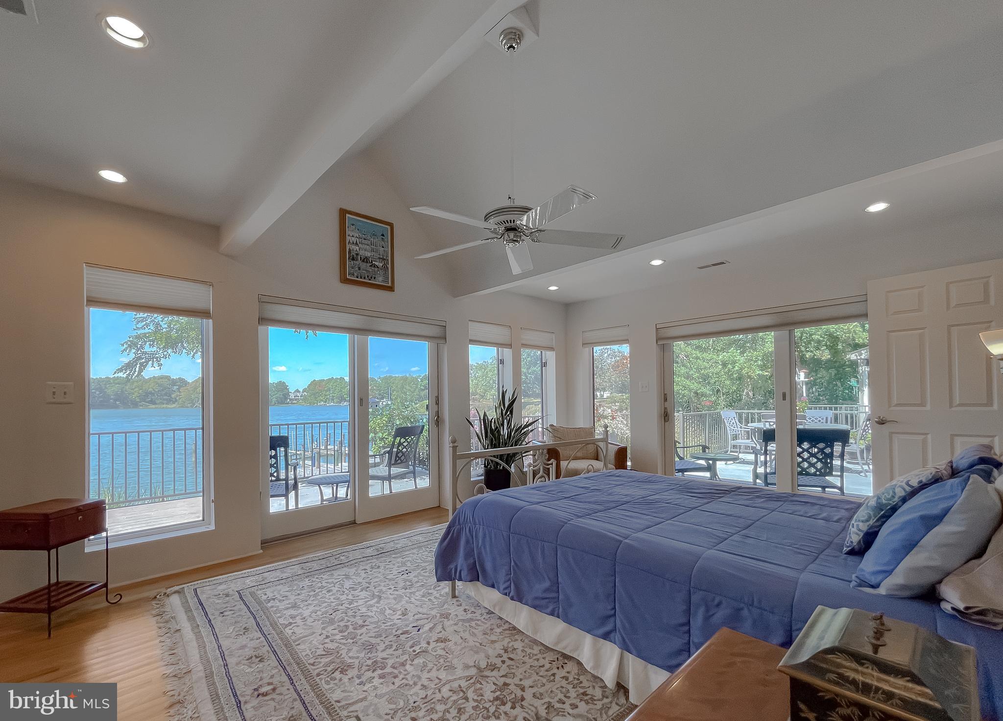 DRUM POINT - Residential