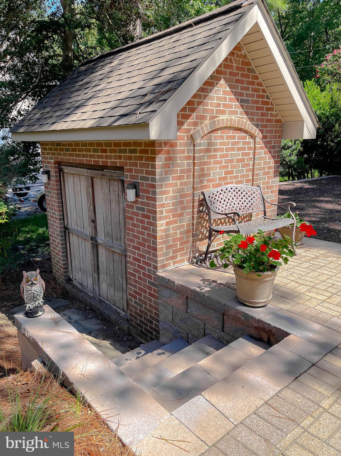 DRUM POINT - Residential