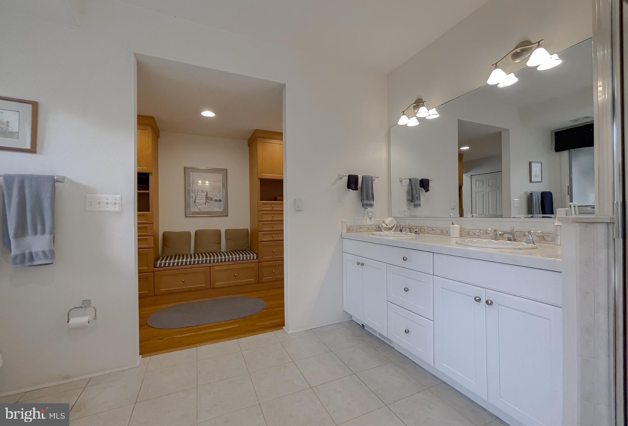 DRUM POINT - Residential