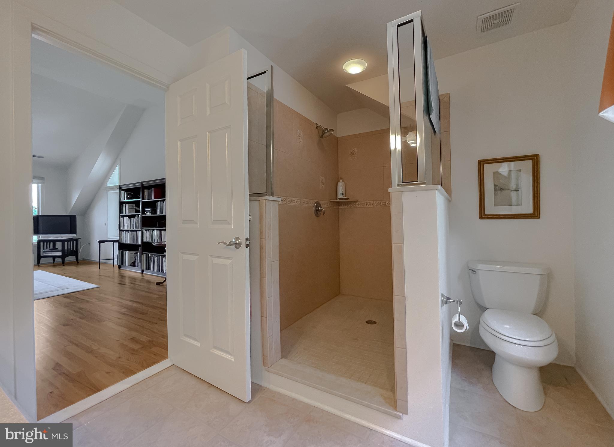 DRUM POINT - Residential