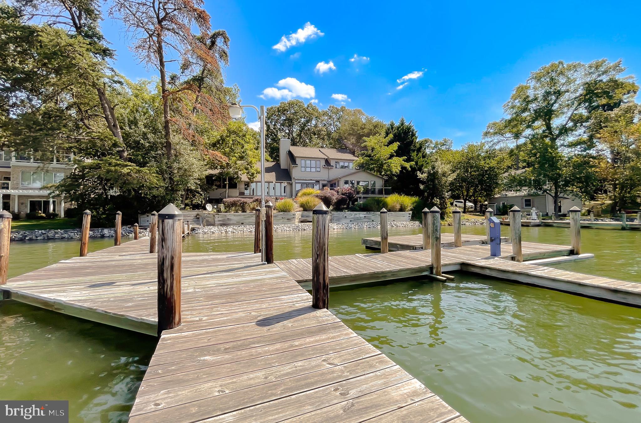 DRUM POINT - Residential