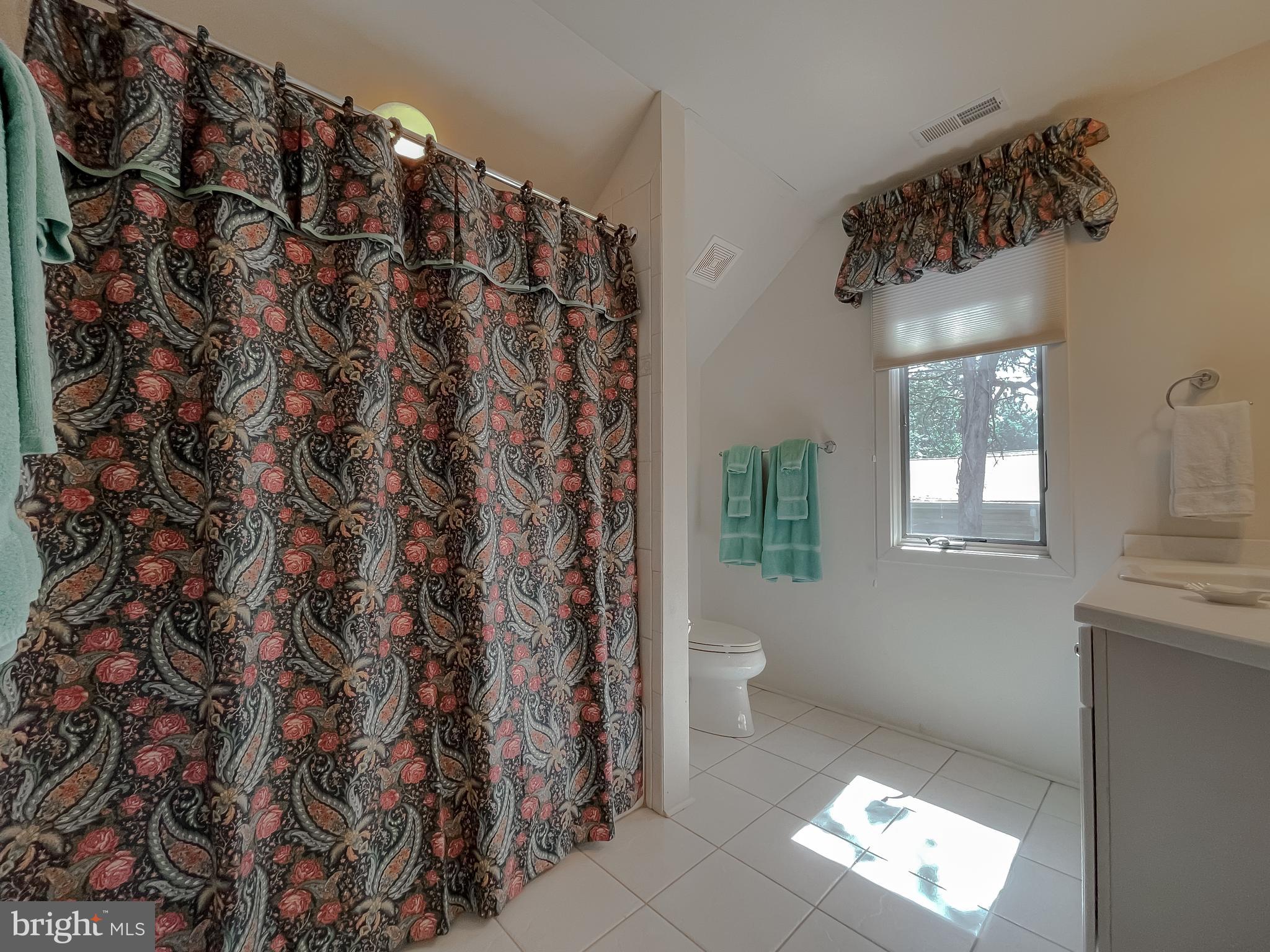 DRUM POINT - Residential