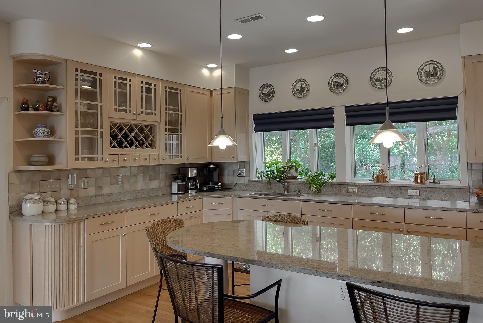 DRUM POINT - Residential