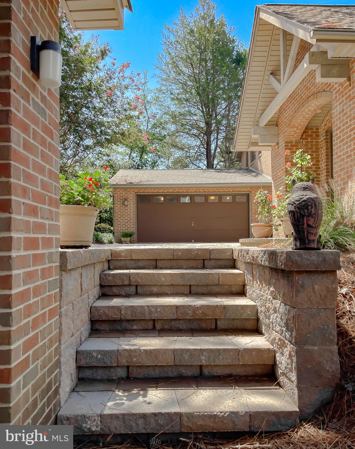 DRUM POINT - Residential