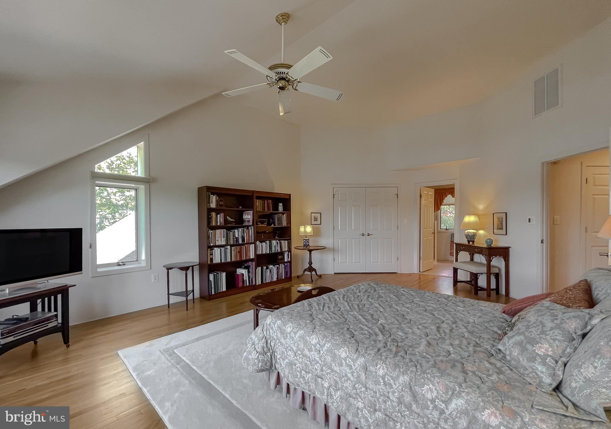 DRUM POINT - Residential