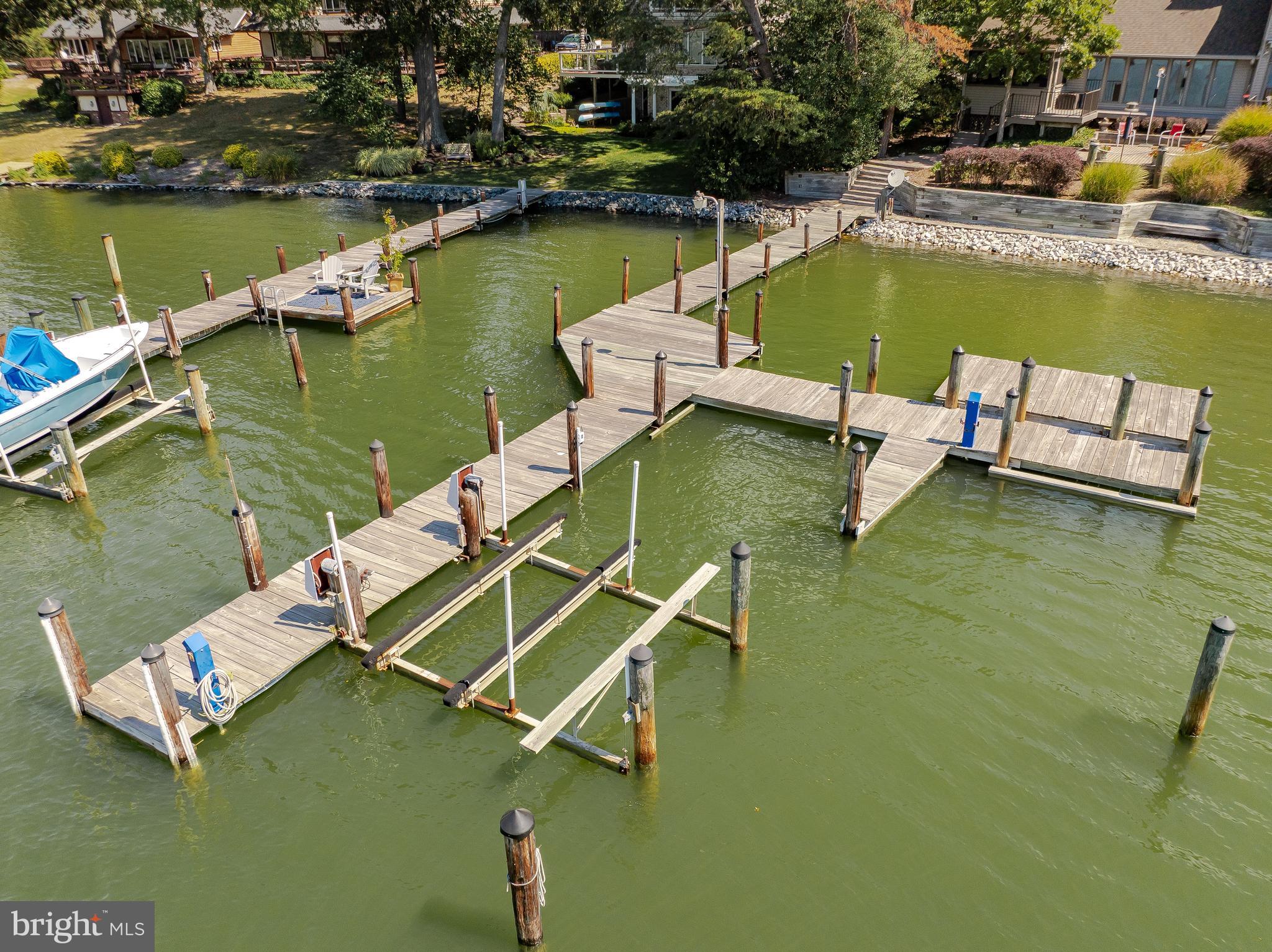 DRUM POINT - Residential