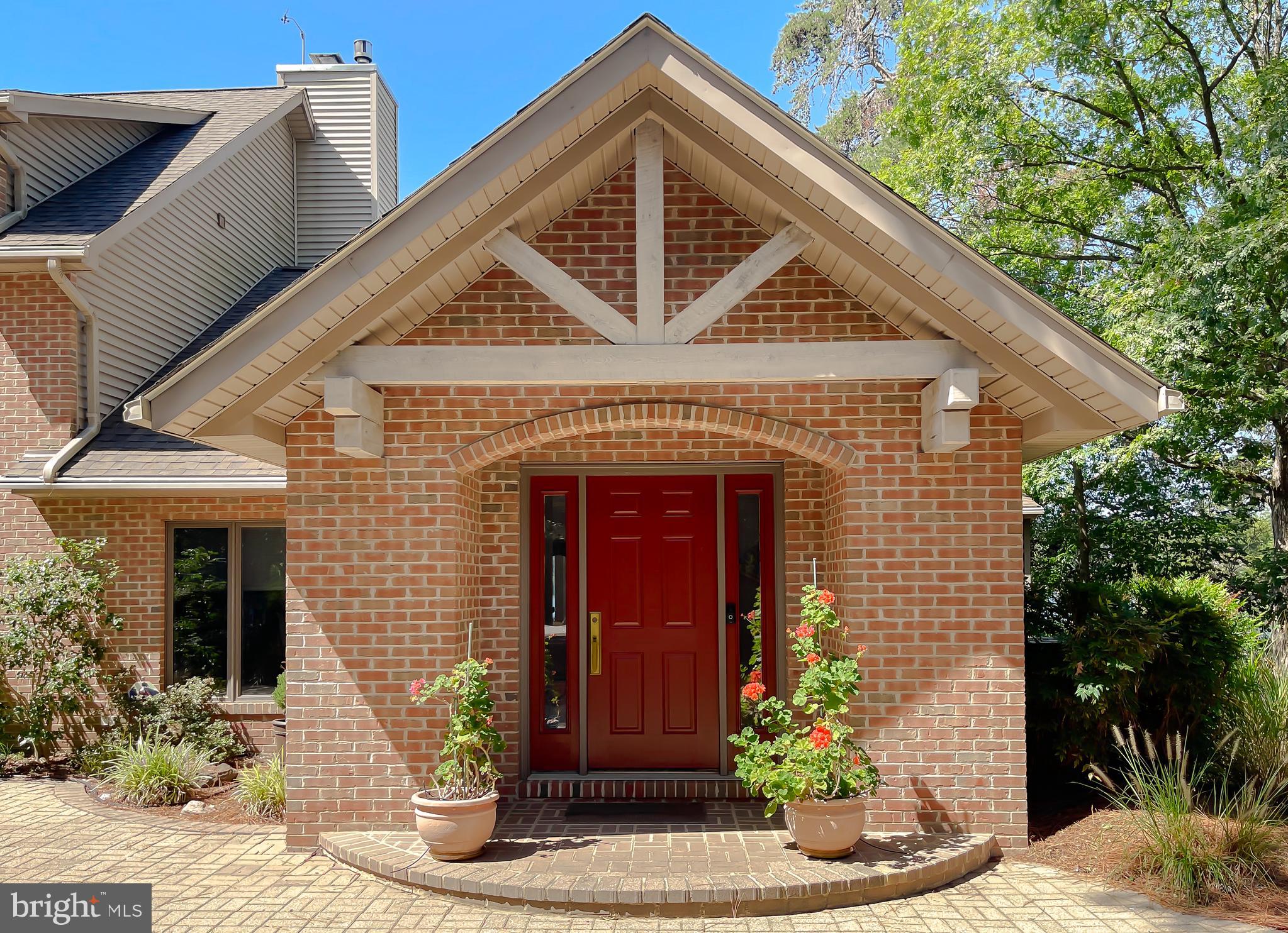 DRUM POINT - Residential