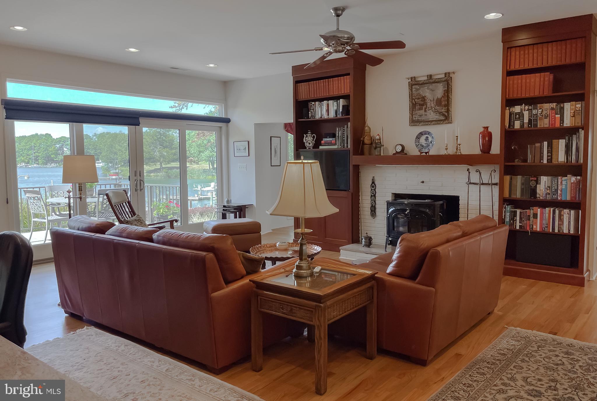 DRUM POINT - Residential