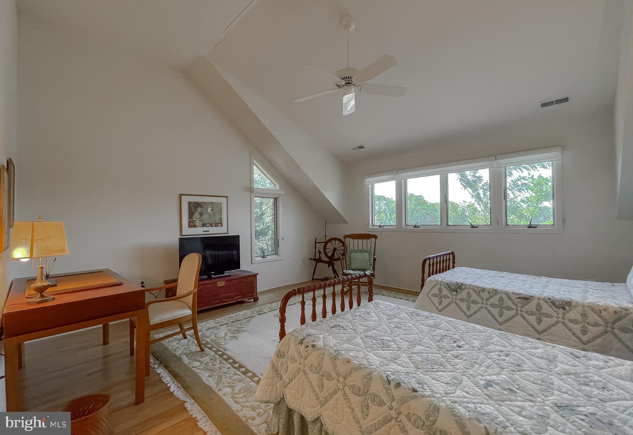 DRUM POINT - Residential