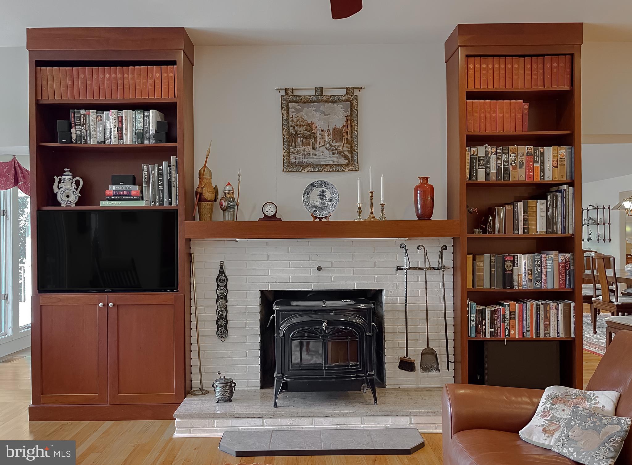 DRUM POINT - Residential