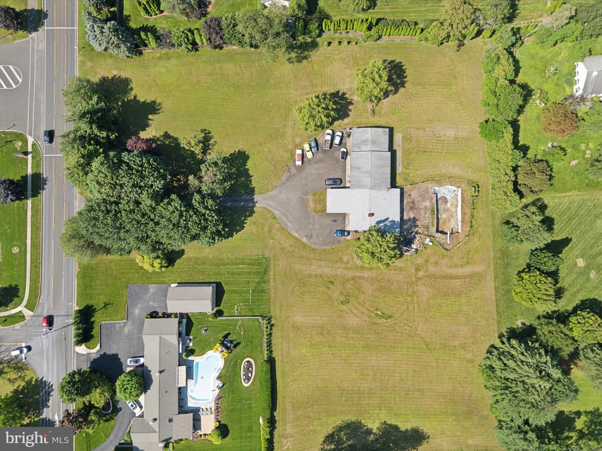 WEIR FARM - Residential