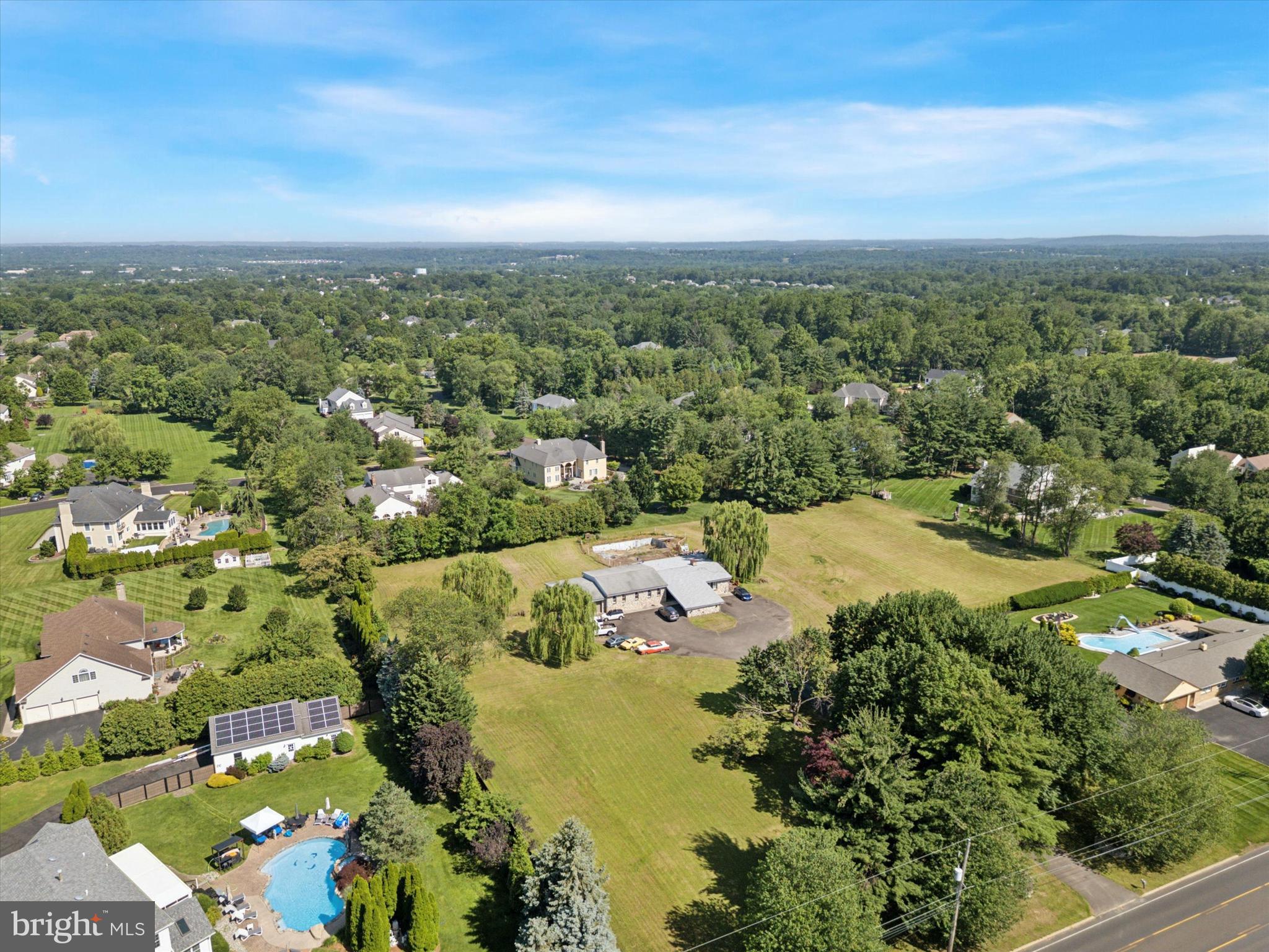 WEIR FARM - Residential