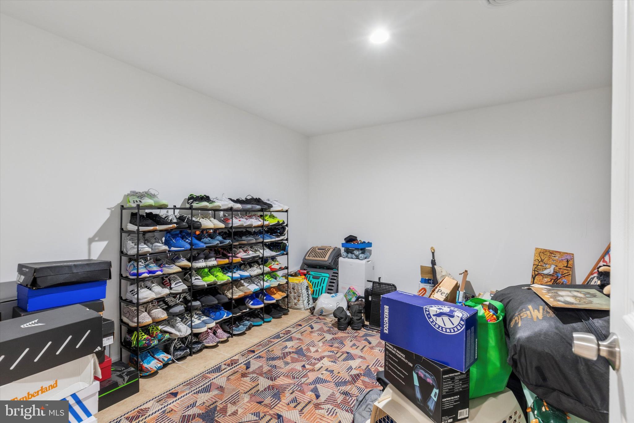 WEIR FARM - Residential