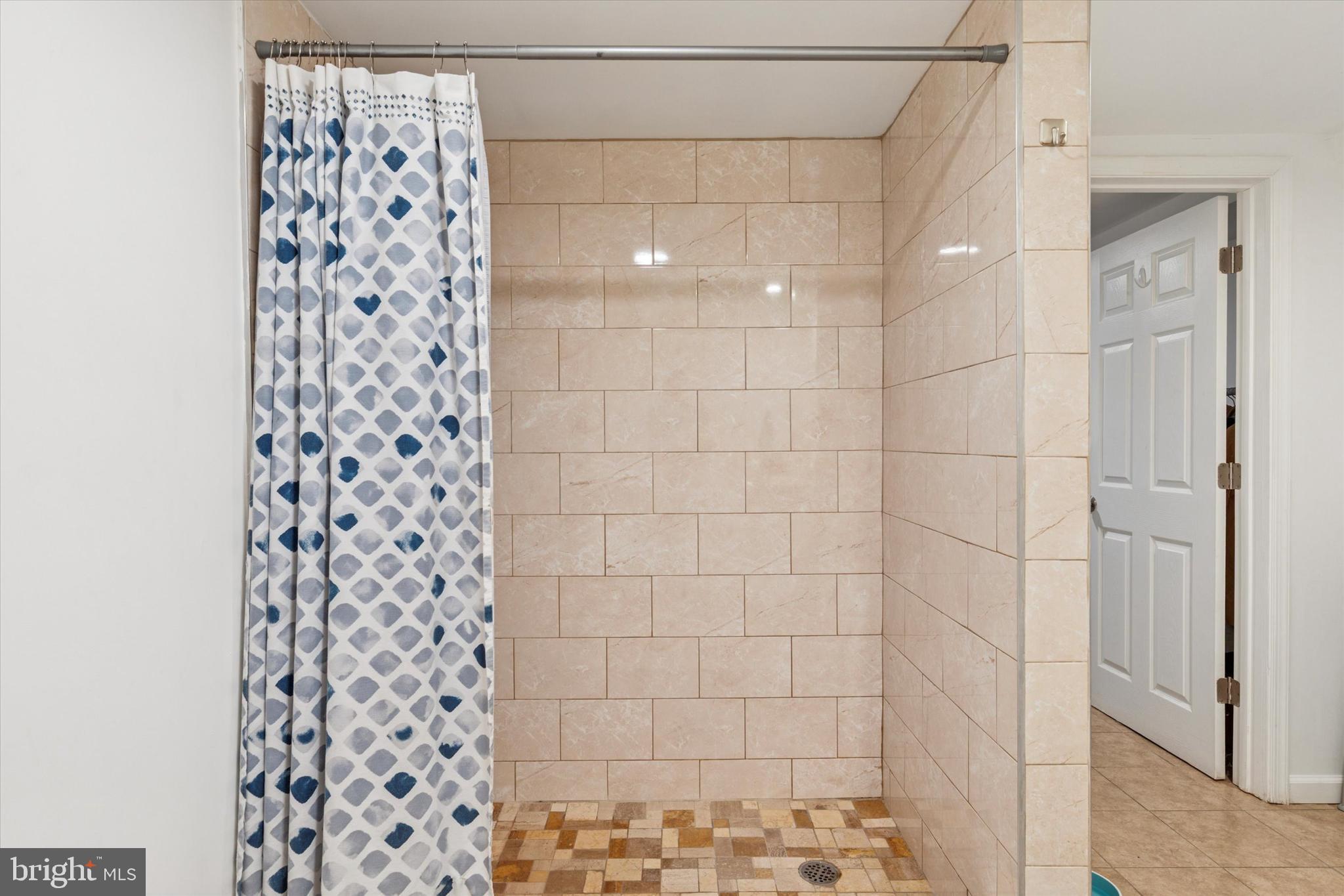 WEIR FARM - Residential