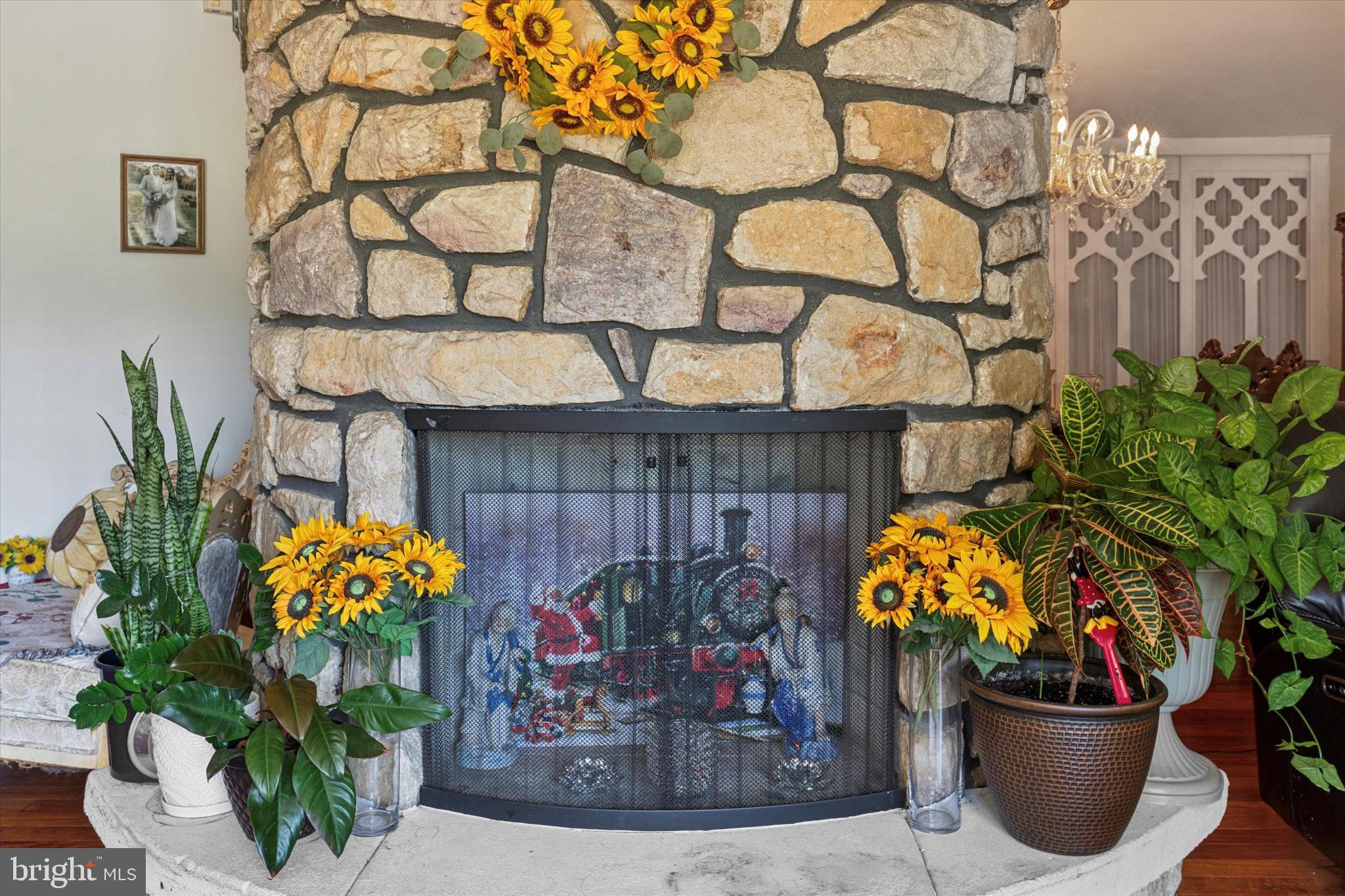 WEIR FARM - Residential