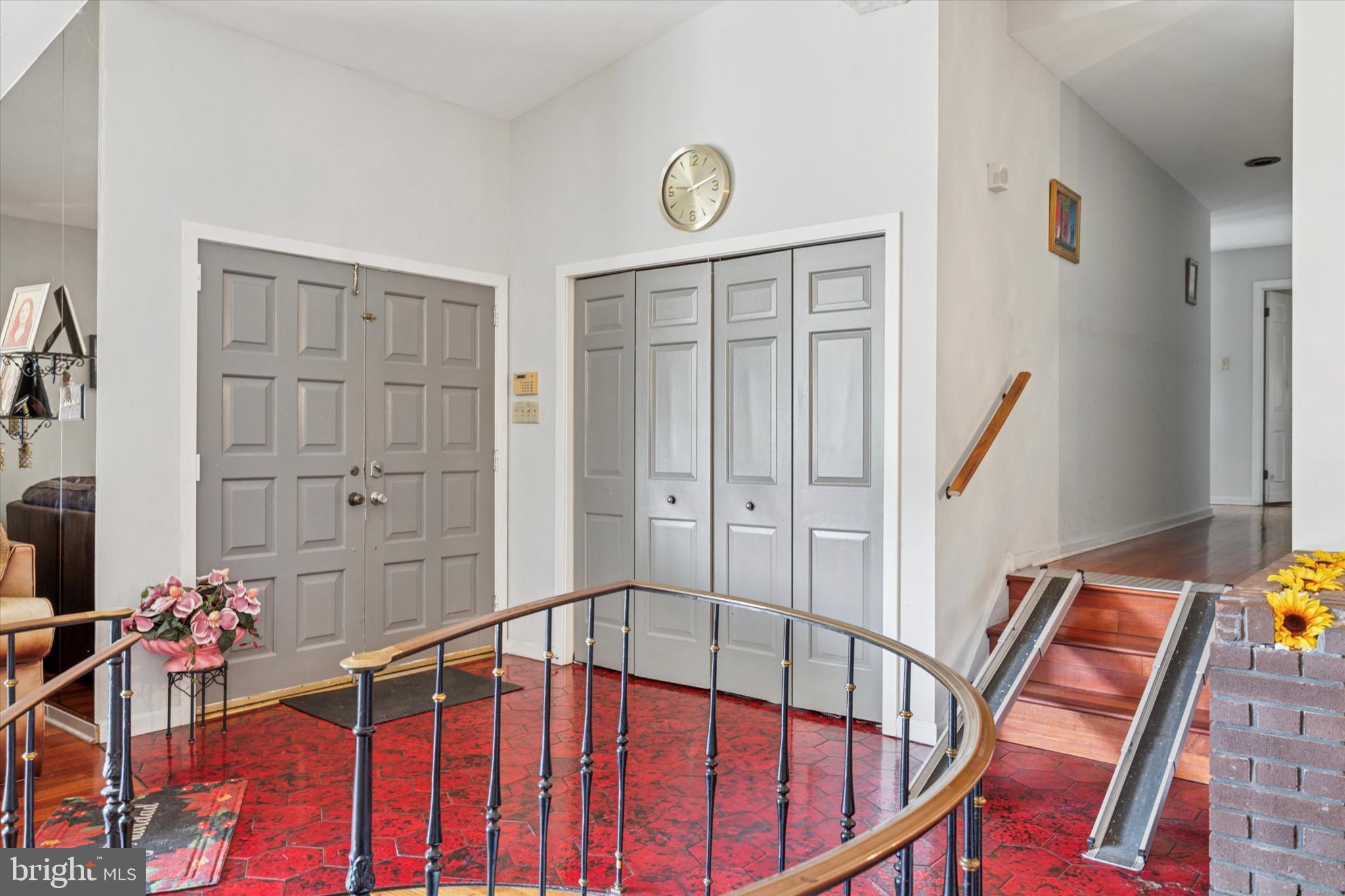 WEIR FARM - Residential