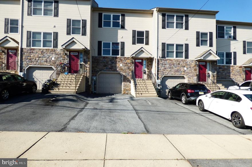 Excellent 4 Bedroom and 3 1/2 Baths make this rental a winner...There are two primary bedroom suites with full baths.  There are two additional bedrooms on the upper floors. The Baths have newly been remodeled and along with the Hall Bath. Kitchen has a brand-new refrigerator and new microwave. Lots of room in the dining area for your table and chairs. Spacious family room with new carpets with sliders to nice deck. 1 Car garage with parking for additional 3 cars.